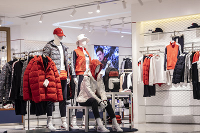 商場(chǎng)服裝店視覺盛宴 免費(fèi)下載高清VRF圖庫，助力服裝零售營銷